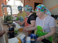Кулинарное шоу «Как на Масляной неделе»: клуб для граждан пожилого возраста «Нимфы»