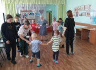 Путешествие в «Школляндию»: игровая программа для детей