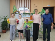 «Золотые руки мамы»: праздничная программа к Дню матери