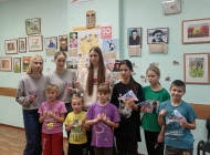 «Мы помним героев»: мастер класс по изготовлению окопных свечей с участием юных волонтеров