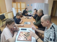 «Битва поколений – юность против мудрости»: шашечный турнир в преддверии Дня защитника Отечества