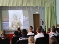 «Подвиг маленького солдата»: видео-урок для детей в КГБУ СО «КЦСОН «Краснотуранский»