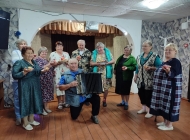 «Элегантная дискотека «Молодильные яблочки»: музыкально-развлекательная вечеринка в клубе «Родник»