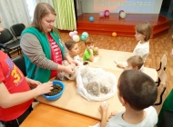 «Тепло рук и аромат чая»: забота о героях в преддверии Дня волонтера