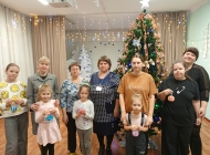 «Новогодняя игрушка»: творческий мастер-класс для семей с детьми